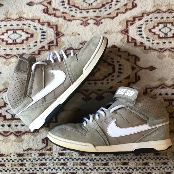 Nike Other - Nike SB High tops